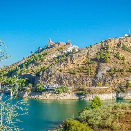 Awesome In Iznajar